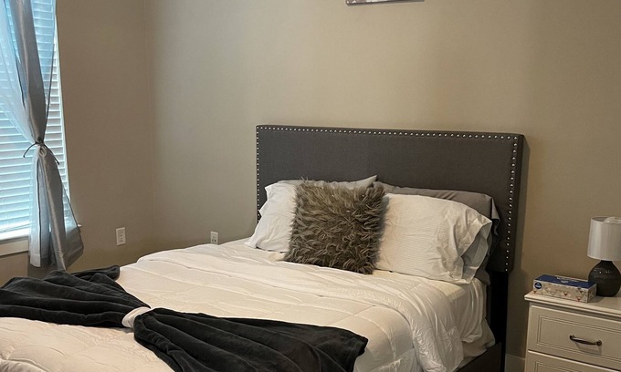 Ladson Apartment | entire apartment centrally located 2bed 2 bath