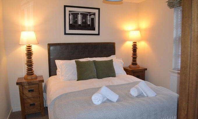 Montpellier Apartment | Entire apartments in the heart of the Suffolks - GL50 Apartments