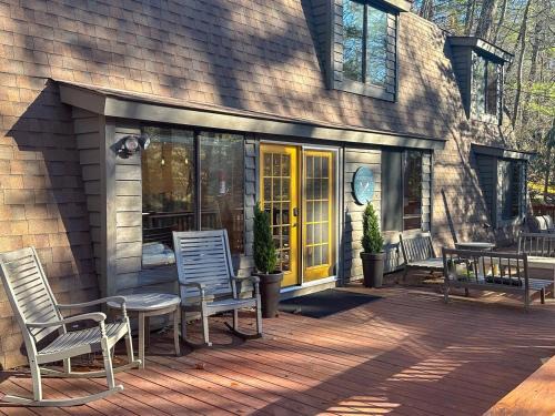 Highlands House | Entire cabin on Lake Sequoyah