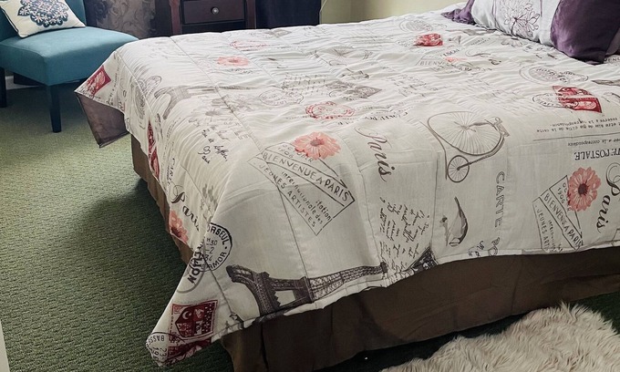 Turnagain House | Entire guest suite with Queen bed, private bathroom and family room