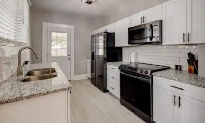 Owensboro House | Entire home Beautiful remodeled bluegrass bungalow