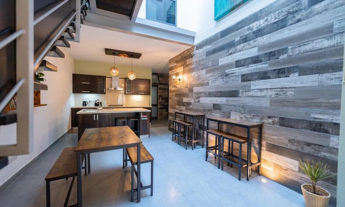 Victoria House | Entire house 3 bedrooms