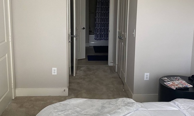 Piedmont Heights Apartment | Entire Luxury Midtown Atlanta Condo