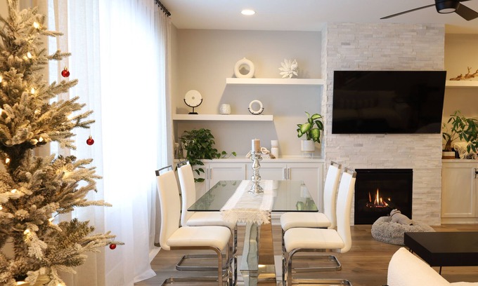 Vancouver House | Entire Newly Built Townhome in Vancouver, WA