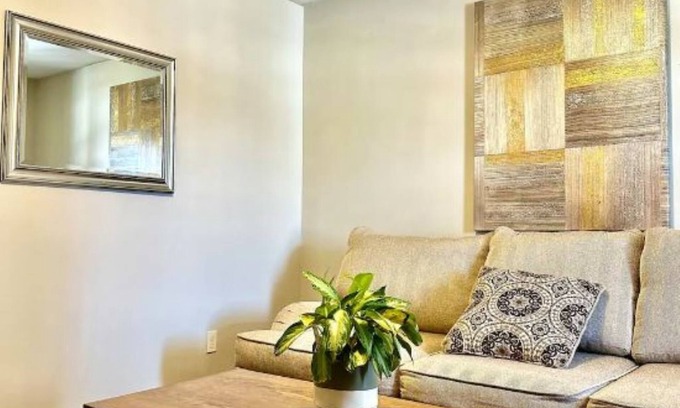 Springdale Apartment | Entire place - Cozy Apartment in Lancaster