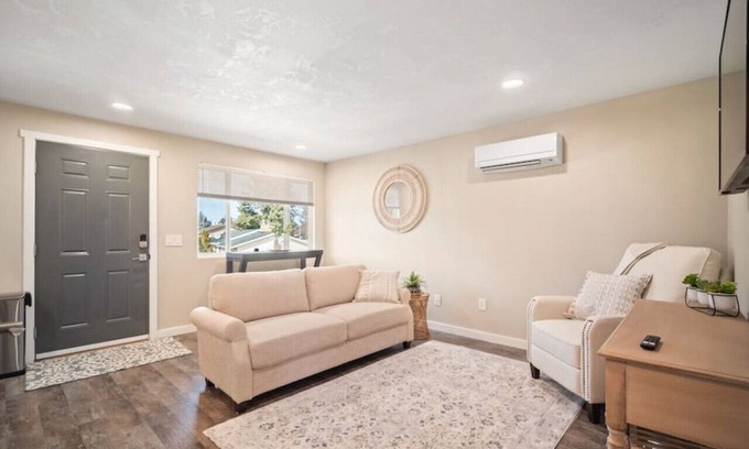 Spokane Valley Apartment | Entire Unit~Centrally Located & Updated 2 Bed APT