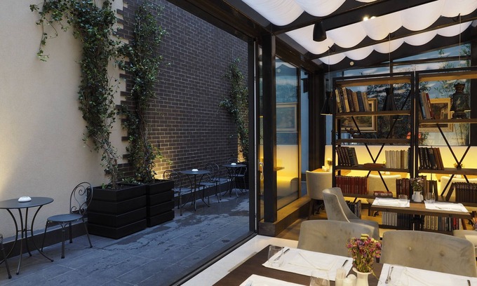 Stari Grad Hotel | Envoy Hotel Belgrade