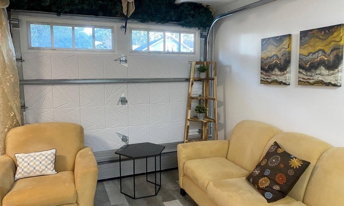 Lake Eola Heights Apartment | Eola’s Garage