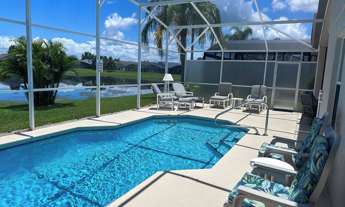 Eagle Pointe South Villa | EP1051SEL - Private Vacation Pool Home Near Disney