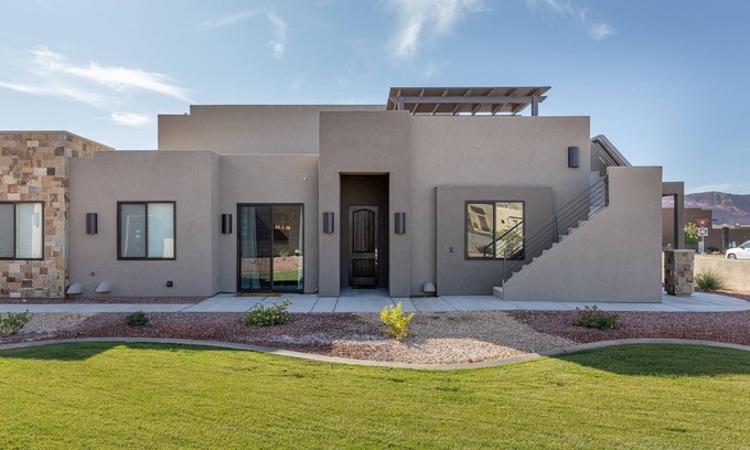 St. George Villa | Epic Escape at The Ledges *Resort Amenities Included!*