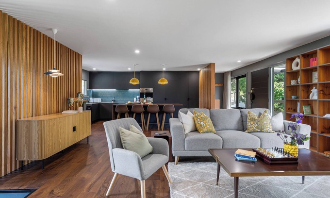 Mittagong House | Equinox - Modern Highlands Charm in Mittagong
