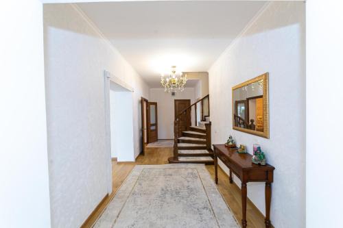 Almaty District Villa | Er Targyn 19