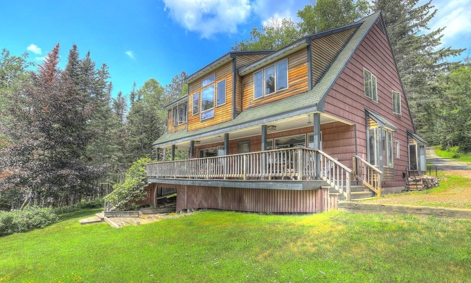 Rangeley House | 🐾Erickson - Spacious and private dog friendly home located on Rangeley Lake