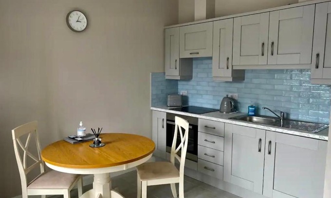 Enniskillen Apartment | Erne Getaway No.5 Brand new 1 bed apartment