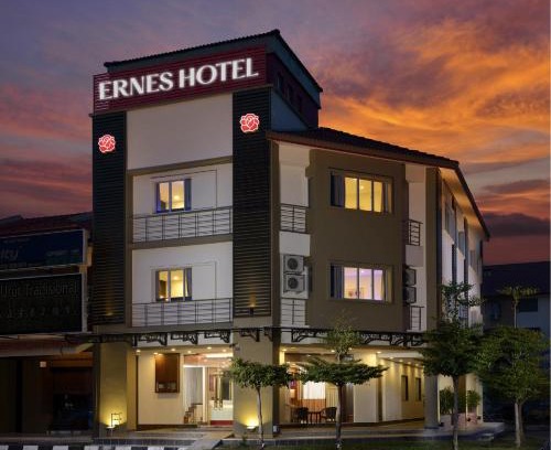 Central Seberang Perai Hotel | ERNES Hotel Bayu Mutiara