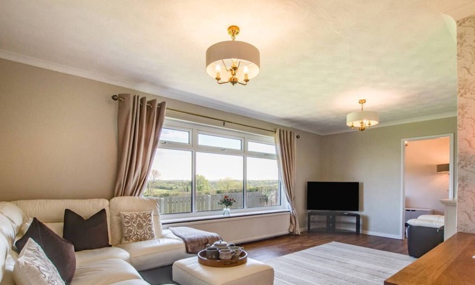Aberaeron House | Erw Las in the beautiful Aberaeron