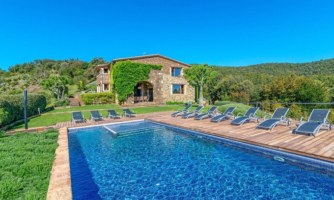 Cruilles Monells I Sant Sadurn Villa | Gorgeous villa, sleeps 12, pool, tennis court, stunning views in the Costa Brava