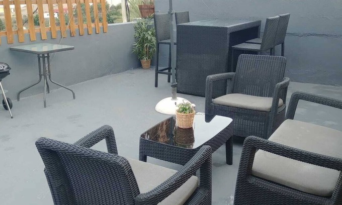 El Pinillo House | Yakelin's home is a perfect place to reconnect with family and friends.