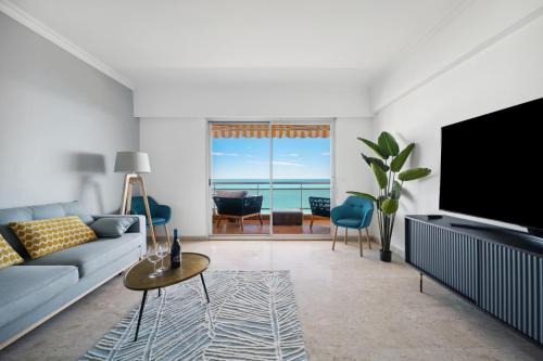 Cap d'Ail Apartment | Escapade à Monaco, appartement vue mer et plage