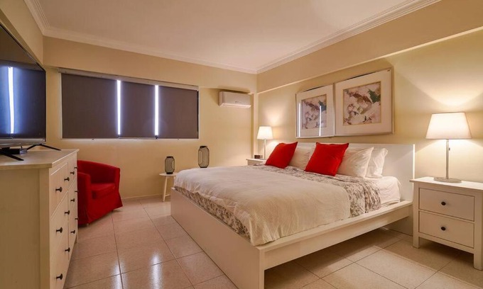 Evaristo Morales Apartment | Escape 4BR Penthouse Close to Blue Mall with Private Rooftop OutdoorTerrace