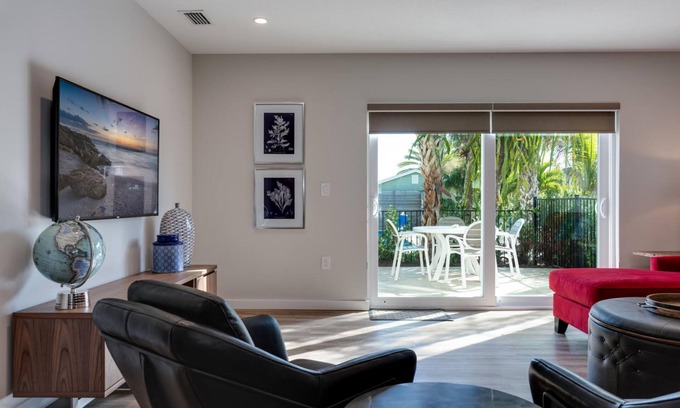Nokomis House | Escape Casey Key Hotel & Marina - Deluxe 3 Bedroom 3 Bath Villa 2 K 1 Q 1