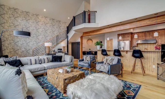 Steamboat Springs Ski Chalet | Escape Chalet - Family and Pet-friendly Steamboat Chalet