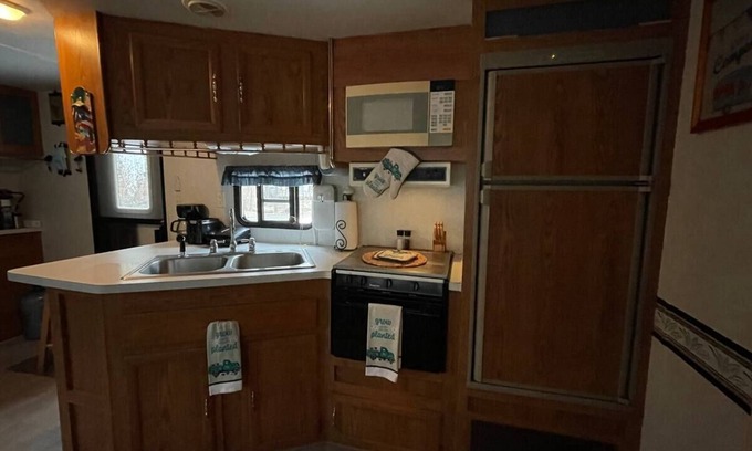 Wantage House | Escape city life, relax by the fire, explore nature