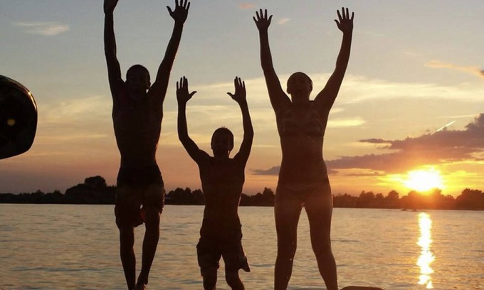 Moses Lake House | Escape The Hustle & Bustle And Enjoy Lake Living For A Weekend Or Stay A Week