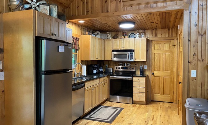 Cleveland Cabin | Escape to "Another Hidden Secret".your cozy mountain paradise.