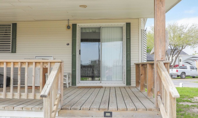 San Juan House | Escape to Cozy Comfort: Unique Mobile Home Experience!