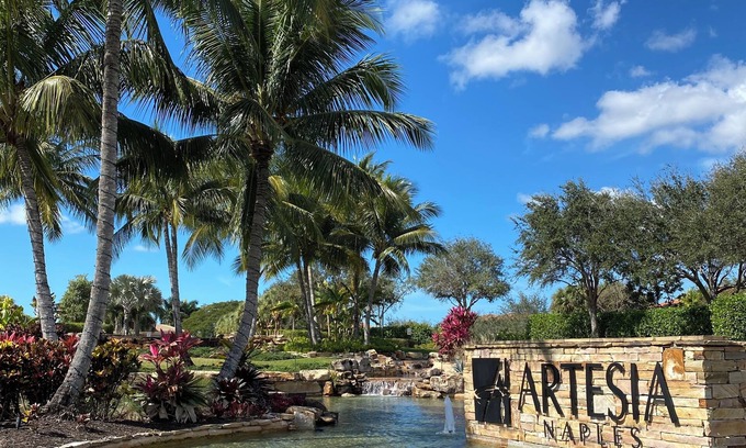 Naples House | Escape to paradise with the beautiful home in Naples, Fl available min 3 months.