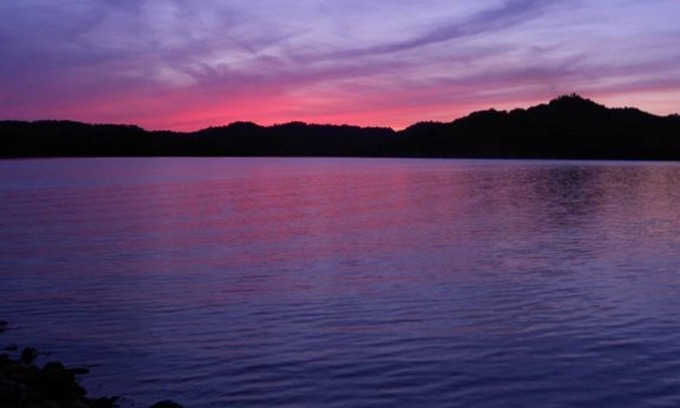 Carthage House | Escape to the Mountains &Lake 1 hr from Nashville!