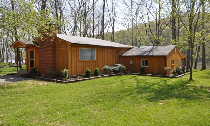 Luray Cabin | Escape to the Shenandoah River and Relax