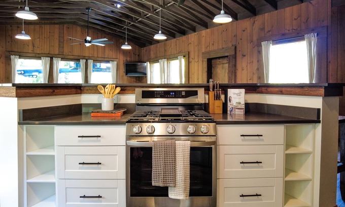 Bonners Ferry Cabin | Escape to Walden Mountain Lodge in Northern Idaho