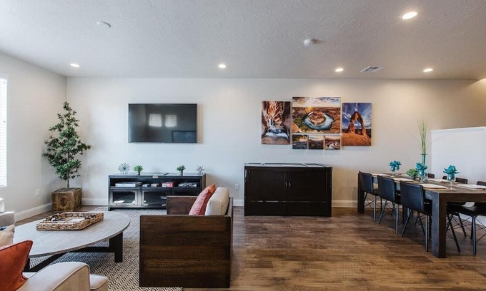 Washington House | Escondido 1097 l Heavenly Daze Near Sand Hollow, Quail Creek and more!