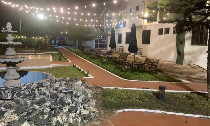 Nungua Hotel | Escondido Hotel
