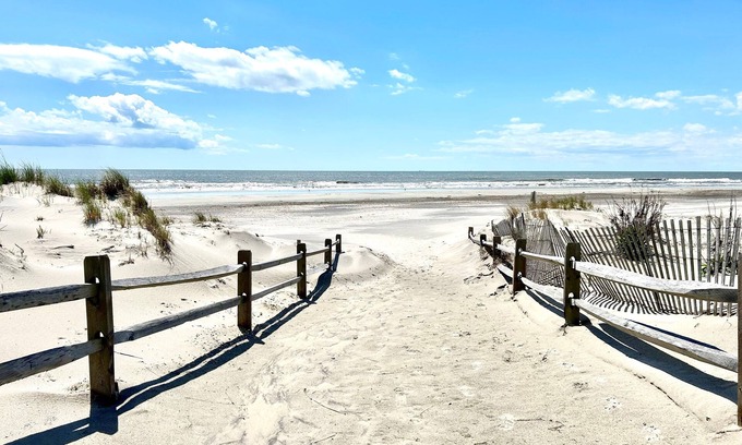 Wildwood Hotel | Esplanade Suites, a Sundance Vacations Property