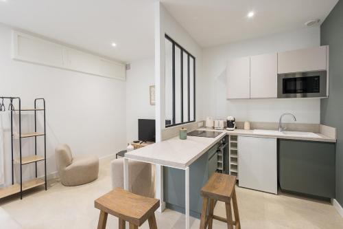Tain-l'Hermitage Apartment | Esprit Nature d'eau Neuf et Chic