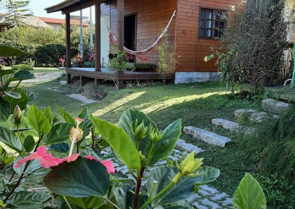 Praia do Rosa Ski Chalet | Essência da Terra - Cabanas de Temporada