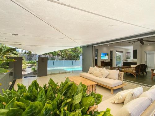 Horseshoe Bay House | Essence Beachfront Retreat