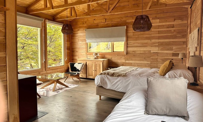 El Chalten Hotel | Estancia Bonanza Patagonian Lodge Experience