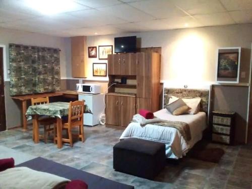 Greater Johannesburg Metropolitan Area Apartment | Estancia Overnight Accommodation