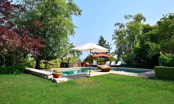St. Helena House | Estate Above the Clouds