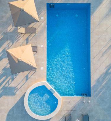 Paralia Vergas Apartment | EsthiSea Suites Kalamata