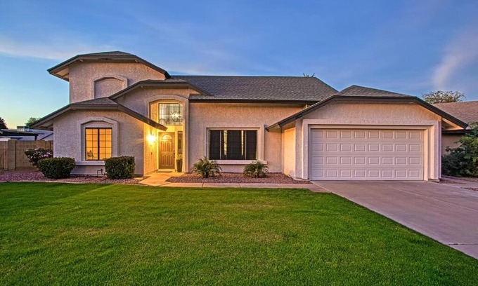 Chandler House | ESTRELLA - Renovated with PATIO, BBQ, POOL & SPA