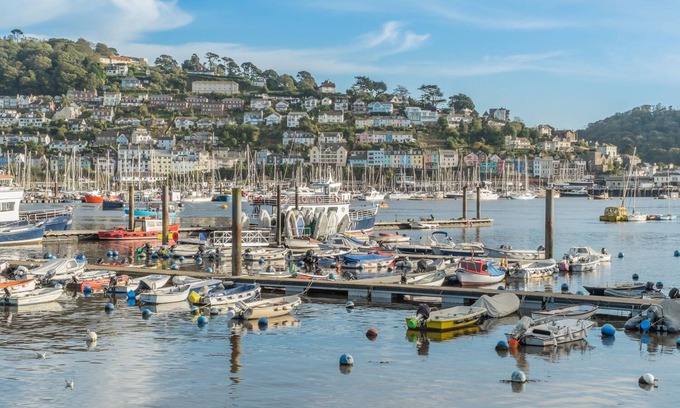 Dartmouth Apartment | Estuary View