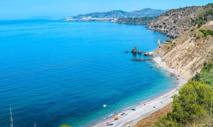 Nerja City Centre Apartment | Estudio Playazo Jimena by At Home Costa del Sol