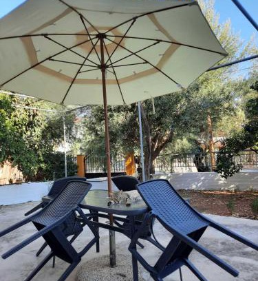 Leonidio House | Et In Arkadia Ego