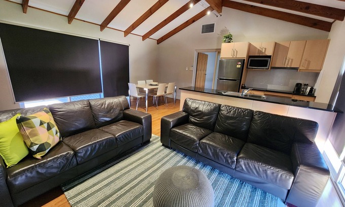 Ethelton Apartment | EtheltonnSpacious Upstairs 3 Bedroom Apartment