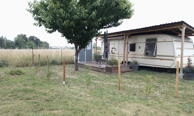 Grenade-sur-Garonne House | Eugénie's caravan